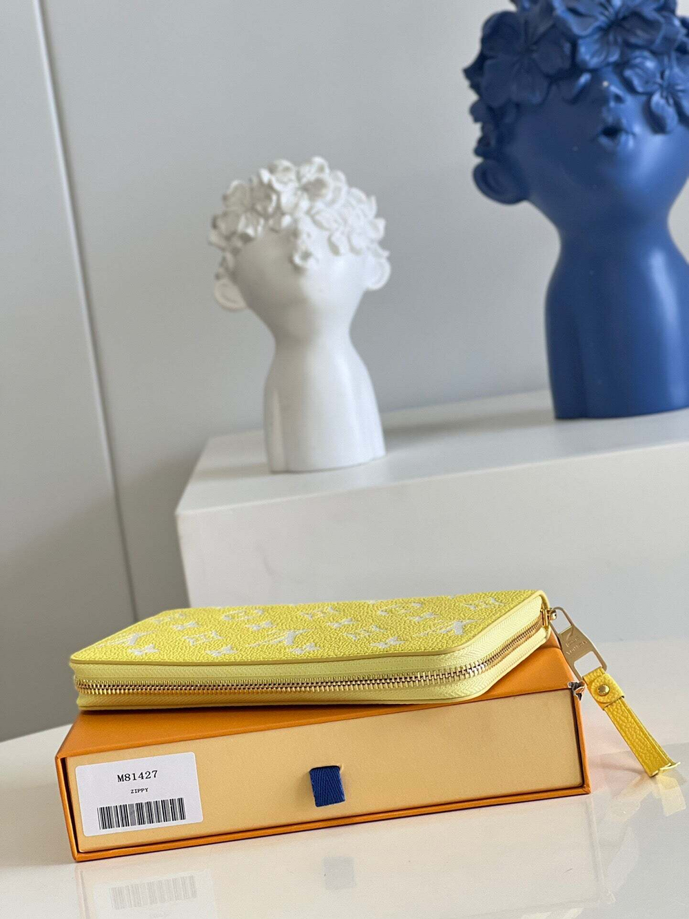 Louis Vuitton Zippy Wallet