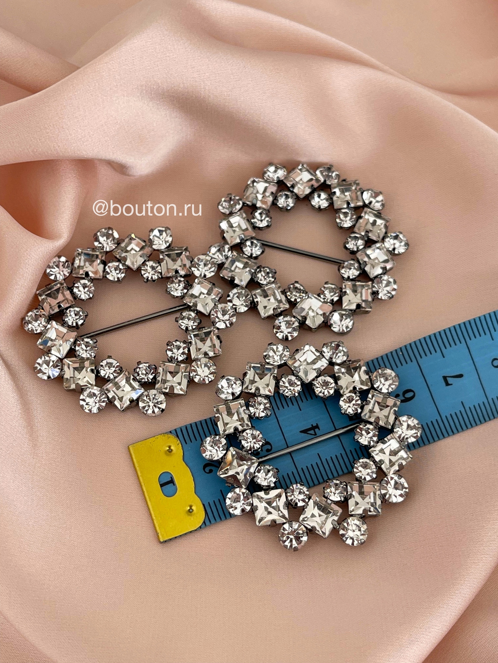 Пряжка стразы круглая черненая