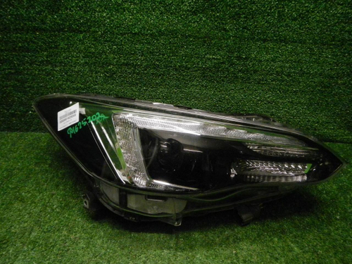 Битая Фара правая Subaru XV 2 GT (2017-2021) LED