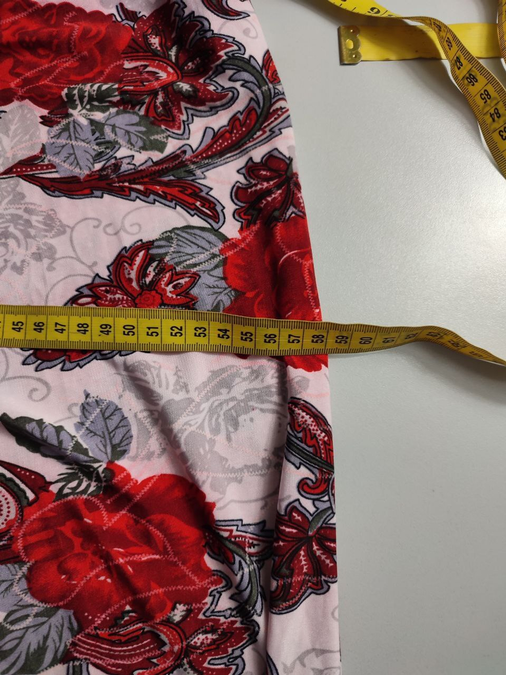 Комбинезон яркой расцветки, маркировка S, визуально на 44 размер