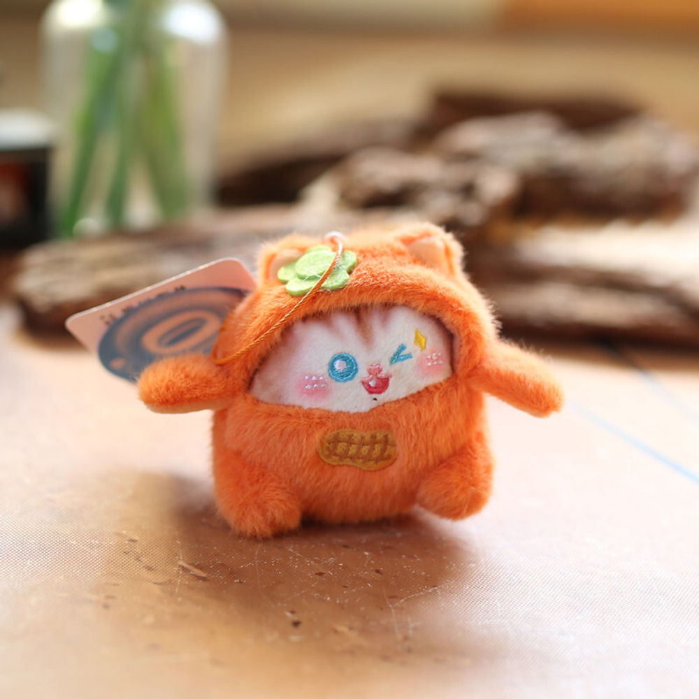 Мягкая игрушка "Котик в пушистом костюме"