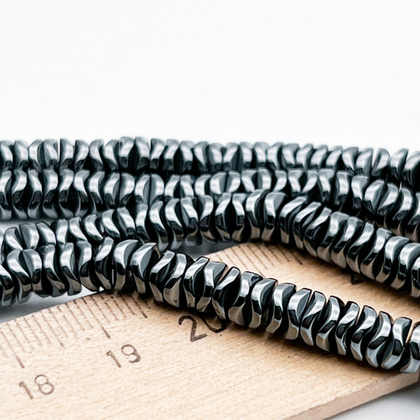 Гематит Рондель бусины (имитация), цвет черный, размер около 5,5*1,8 мм, цена за отрезок 19 см (1/2 нити)