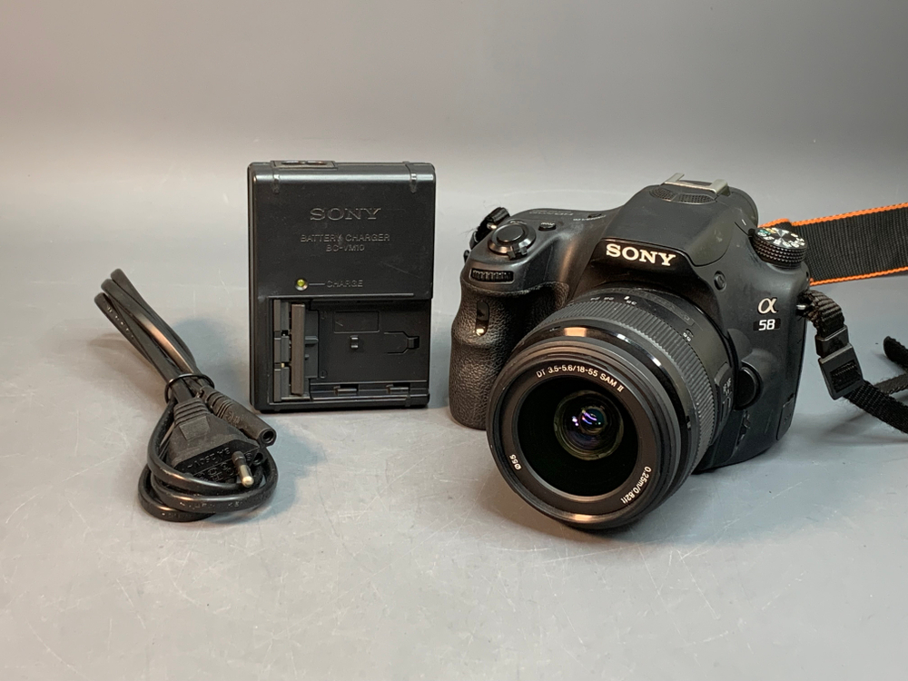 Sony A58 Kit DT 18-55mm SAM 3.5-5.6 11.600 кадров