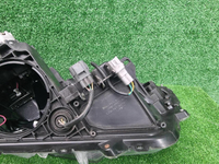 Фара левая Toyota Rav 4 CA40 (2015-2019) LED