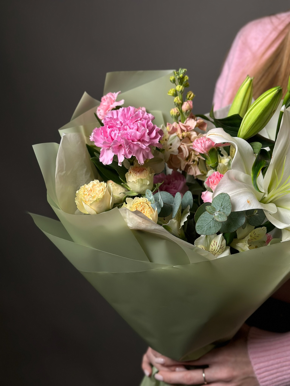 Сборный букет «Весенний вернисаж»