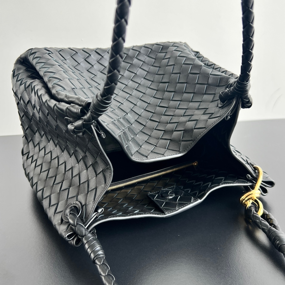 Bottega Veneta Large Parachute 30 cm