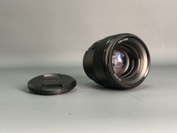 Sony FE 85mm 1.8