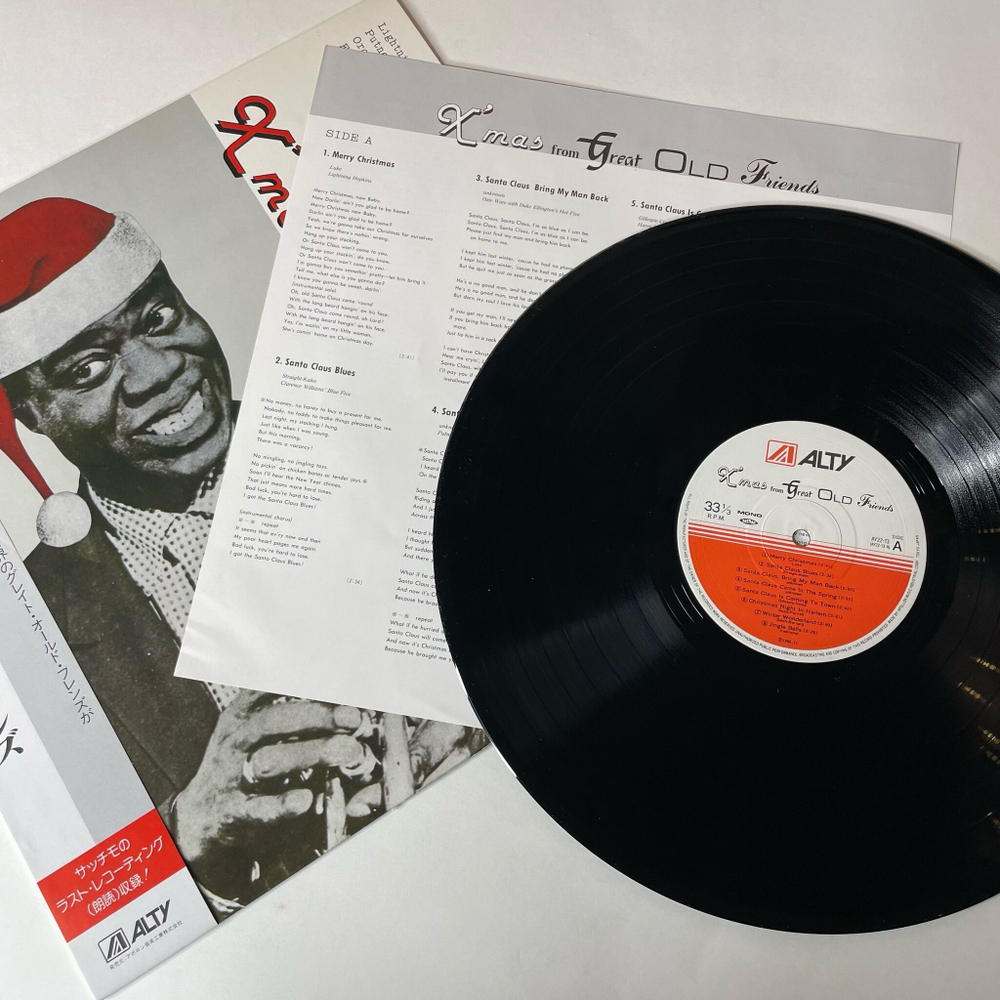 Винтажная виниловая пластинка LP Новогодний Сборник Christmas from Great Old Friends (Japan 1986) (Obi) (Louis Armstrong, Benny Goodman And His Orchestra, Ella Fitzgerald)