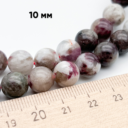 Турмалин бусины, диаметр 10-10,1 мм, цена за 9 шт (1/4 нити)