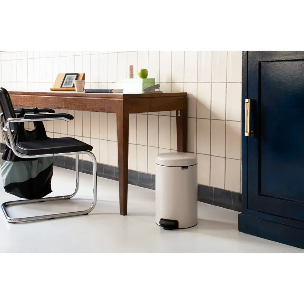 Brabantia Контейнер для мусора NewIcon 12л, мягкий бежевый