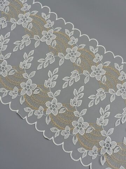 Вышивка на сетке белая с золотым люрексом неэластичная ширина 25 см