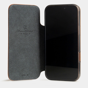 Чехол-книжка кожаная для iPhone 17 Pro Max, коза оранжевого цвета