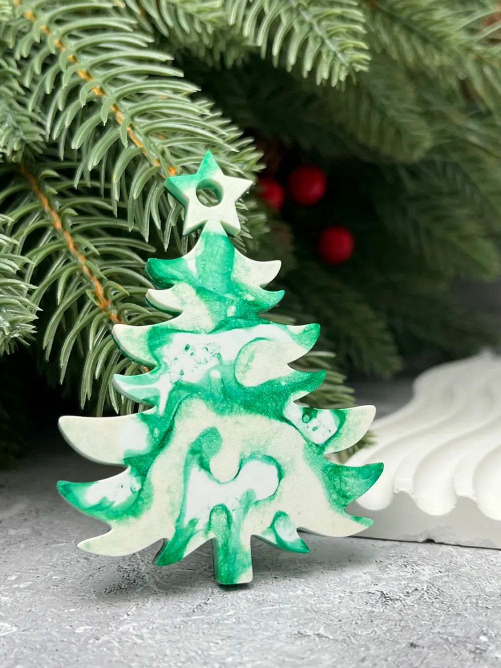 Новогодняя елочная игрушка Елка