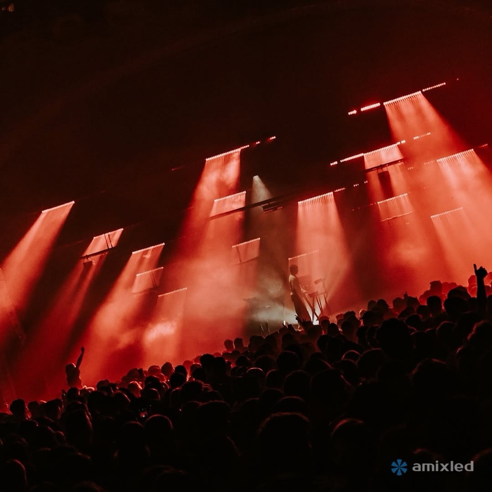 Световой прибор Amixled MOVE BAR 12x40