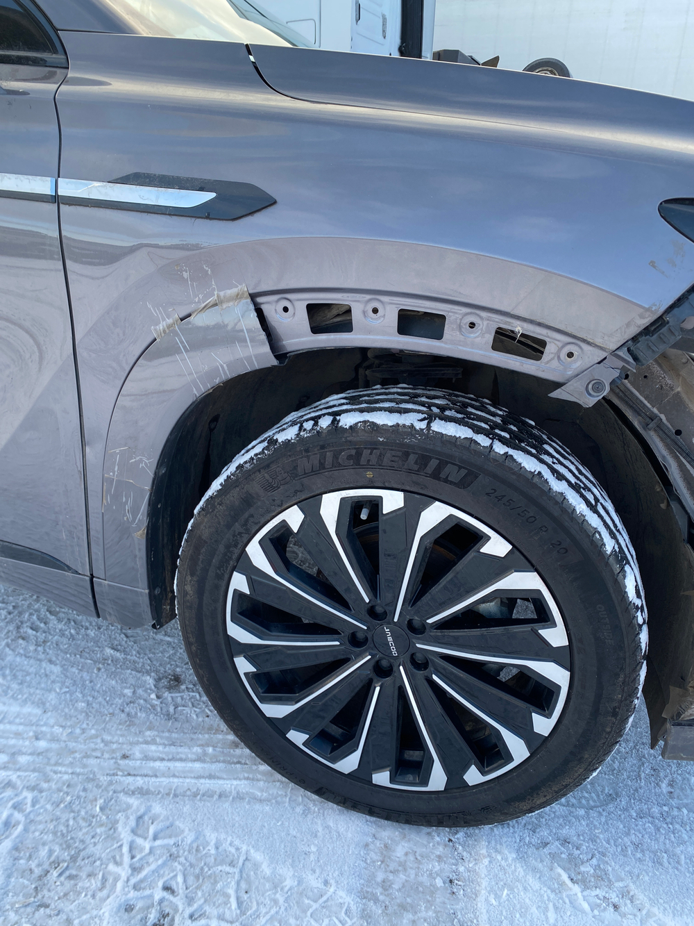 Jaecoo J8 2.0T DCT AWD Supreme