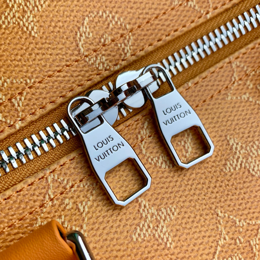 Louis Vuitton Keepall Bandouliere 50