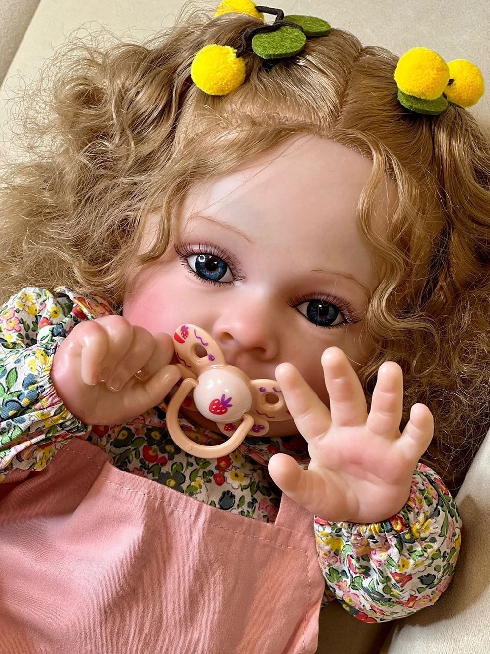 Кукла Реборн мягконабивная 60см в пакете (FA-533)