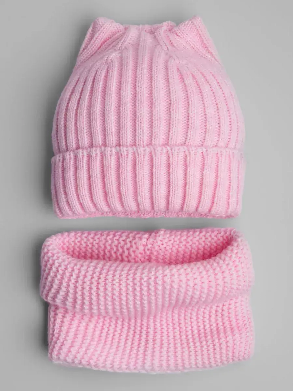 Шапка для девочки осенняя c ушками и снуд