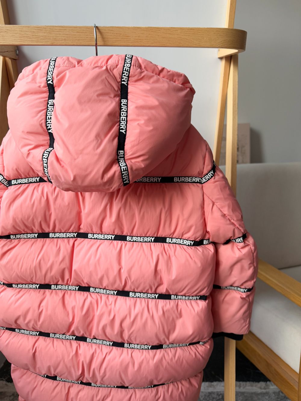 Пуховик Burberry, 116