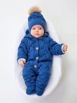 Комплект вязаный новорожденному: комбинезон+шапка+пинетки