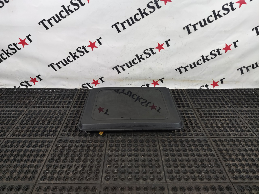 Люк электрический в сборе