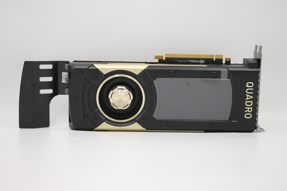 Видеокарта Nvidia Quadro GV100 32GB 4DP (01YW013), оригинал