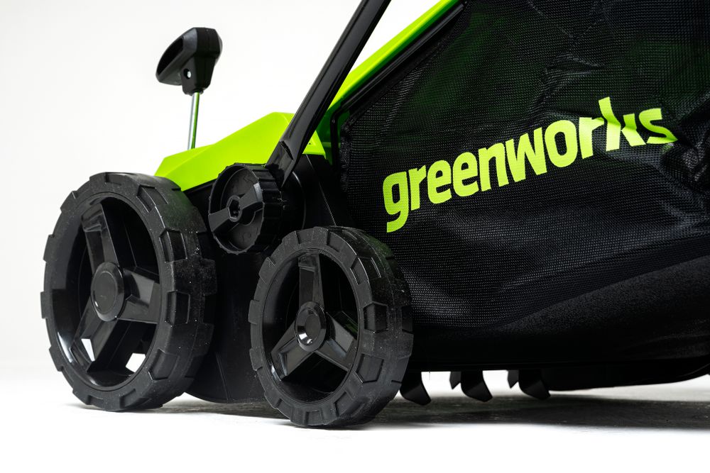 Электрический аэратор-скарификатор Greenworks GDT15, 2515507,1500 Вт, 36 см