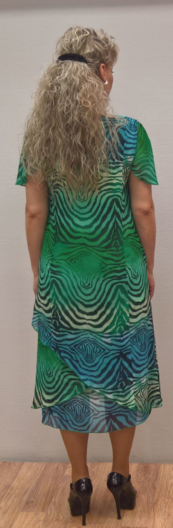 Летнее длинное каскадное платье-двойка