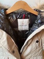 Пуховик Moncler