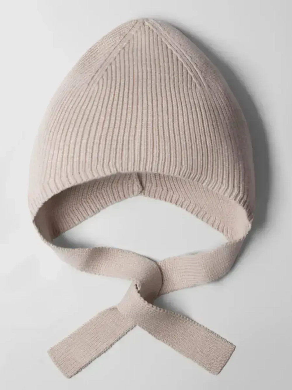 Чепчик шапка женский на завязках на осень