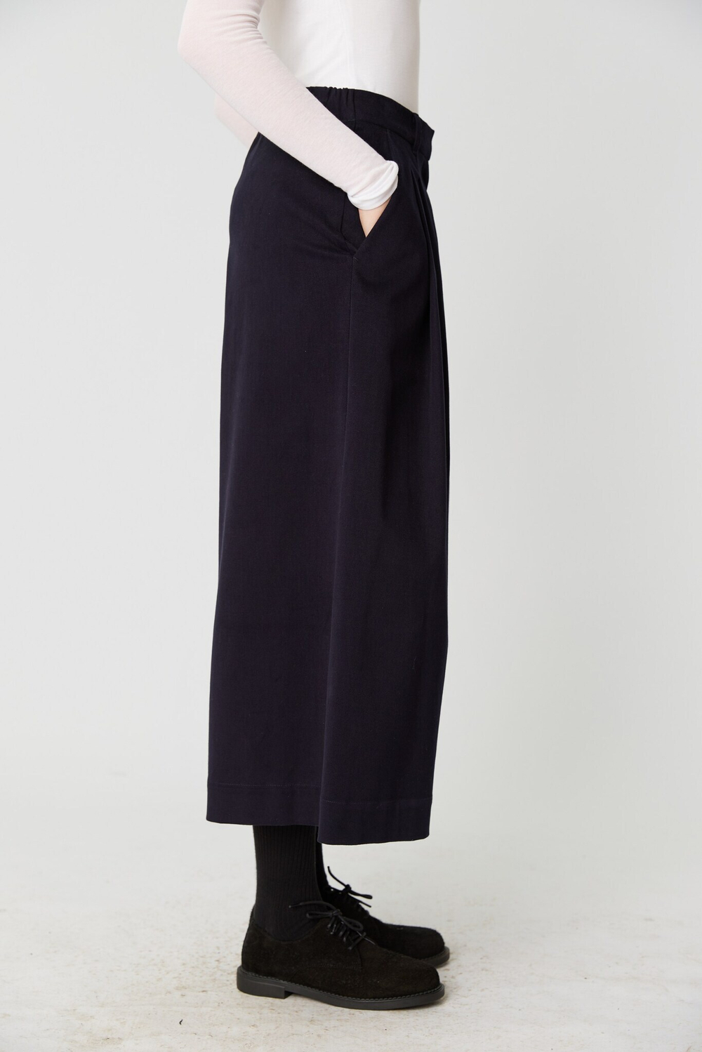 Кюлоты темно-синего цвета из бархатистого хлопка