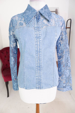 Блузка с кружевными вставками, маркировка 42, визуально на 48 размер, новое