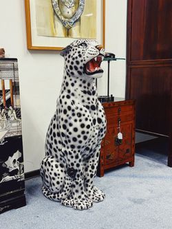 Boxer Статуэтка ростовая Снежный Барс