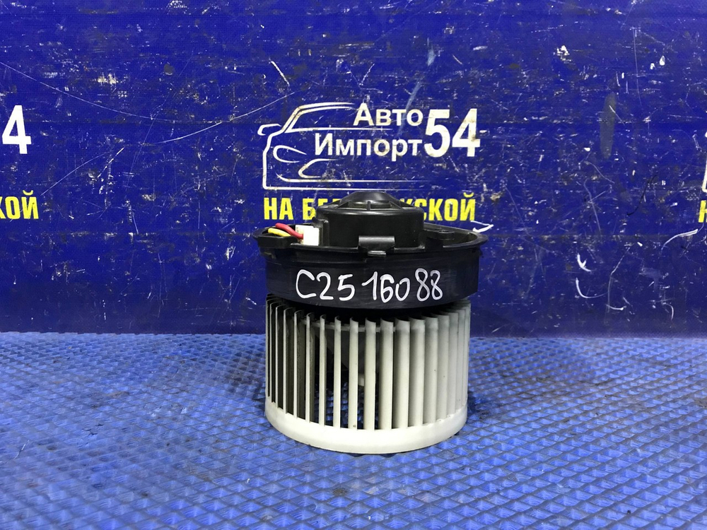 Моторчик печки NISSAN SERENA 2005-2010