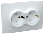 Розетка 2-местная РСш12-3-КБ с заземлением с защитной шторкой 16А керамика КВАРТА белый IEK