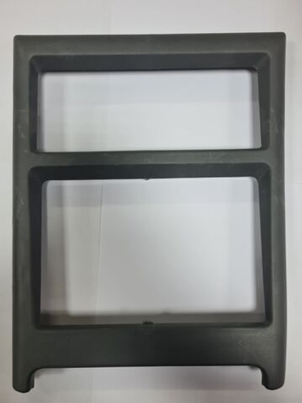 Рамка для магнитолы на Дэу Нексия 100 стандартная