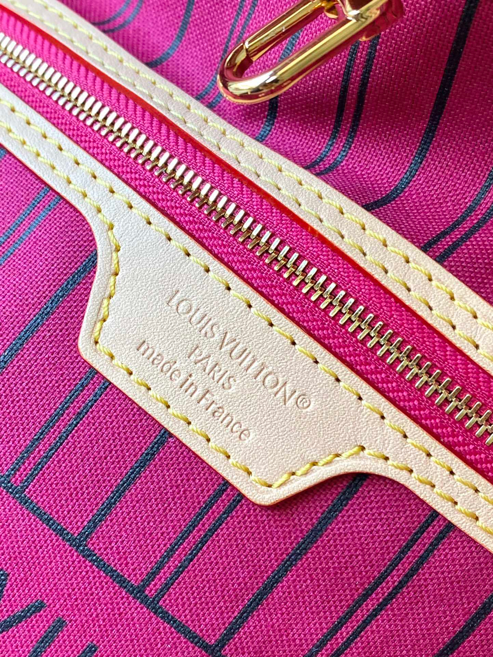 Louis Vuitton Neverfull Inside Out MM