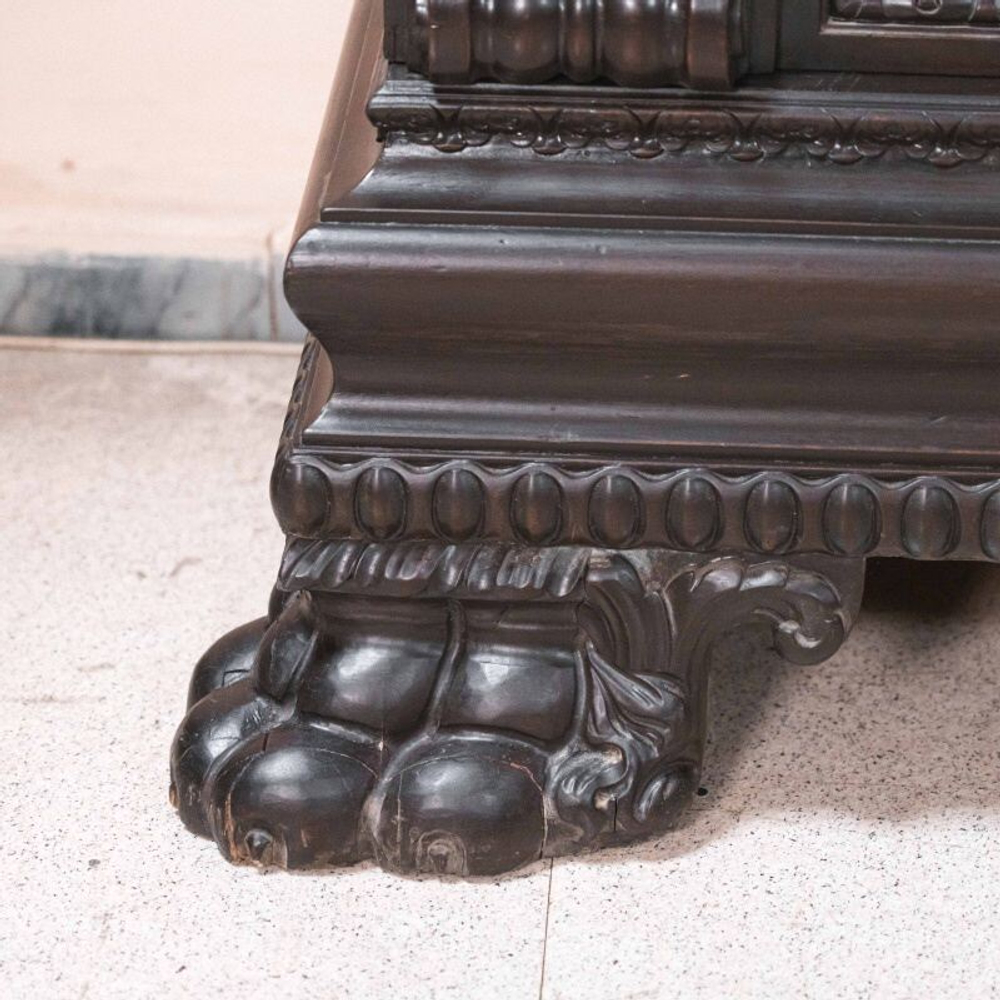 Шкаф для кабинета