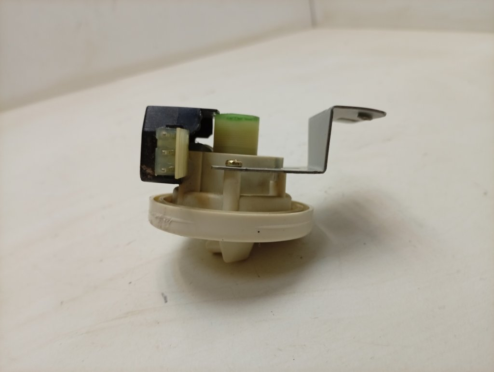 S803J кт45 Датчик уровня воды для стиральной машины Samsung Y-0050 б/у