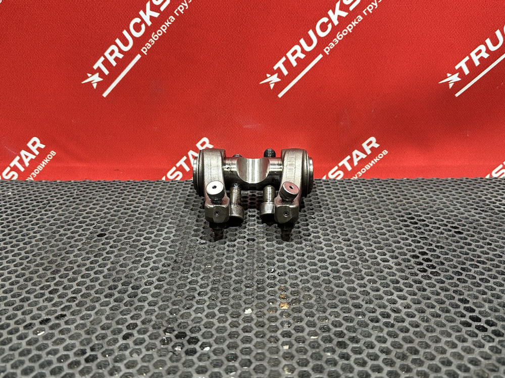 Вал рокеров