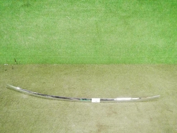 Молдинг крышки багажника Mercedes C w205 (14-23)