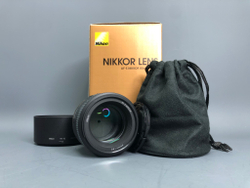 Nikon 85 mm 1.8G AF-S Nikkor
