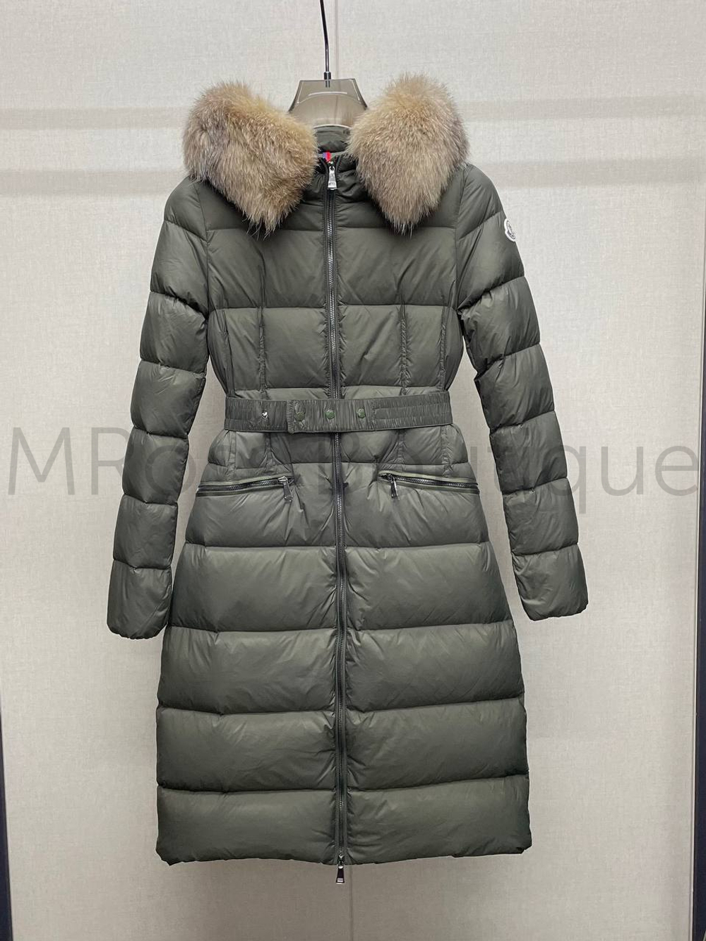 Женское длинное пуховое пальто Moncler Boedic с меховой отделкой