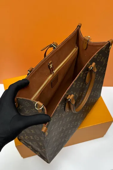Сумка Louis Vuitton On The Go MM