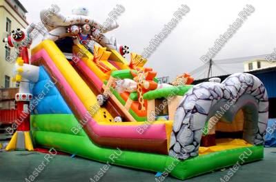 Надувная горка "Вторжение инопланетян"