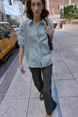 ZARA РУБАШКА ОВЕРСАЙЗ ИЗ ПОПЛИНА В ПОЛОСКУ, СИНИЙ/БЕЛЫЙ