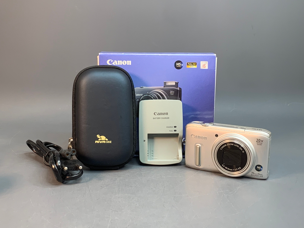 Canon PowerShot SX240 HS