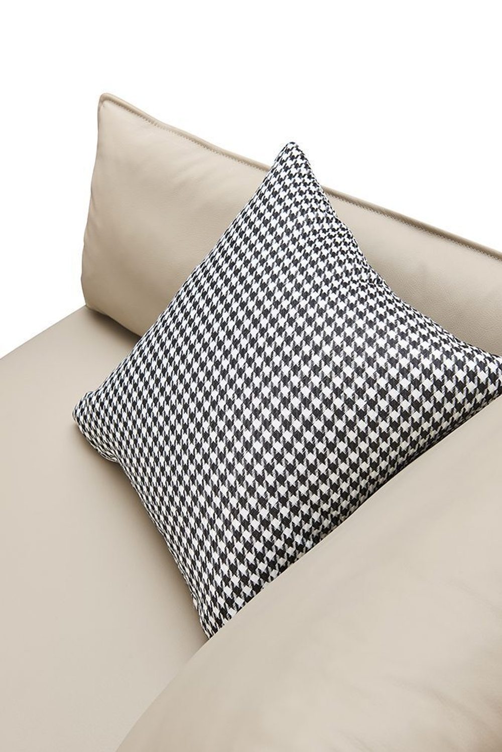 Диван ELEGANTE NAPPA SF015 (2-х местный)  бежевый 6615-коричневый