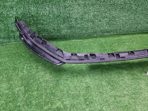 Юбка переднего бампера Geely Atlas 2 (2023-н.в.)