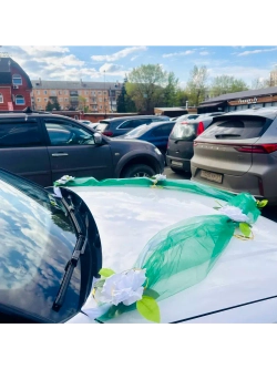 Лента на капот